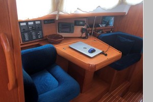 Amoreena  43ft Jeanneau Yacht For Sale Amoreena  43ft Jeanneau Yacht For Sale