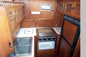 ALO 40ft Albin Yacht For Sale