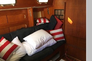 Salt  amp  Light 38ft Caliber Yacht For Sale