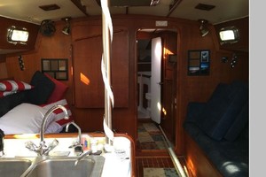 Salt  amp  Light 38ft Caliber Yacht For Sale