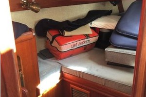 Salt  amp  Light 38ft Caliber Yacht For Sale
