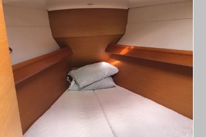 Three Bears 37ft Jeanneau Yacht For Sale