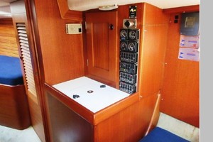 Windsong II 35ft Hallberg Rassy Yacht For Sale