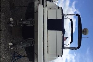 33ft Larson Yacht For Sale