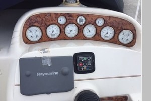 33ft Larson Yacht For Sale