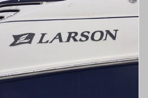 33ft Larson Yacht For Sale