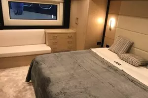 2019 Sirena 58 Flybridge thumbnail 8