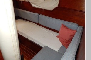 Euphorie 42ft Beneteau Yacht For Sale