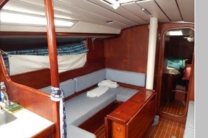 Euphorie 42ft Beneteau Yacht For Sale