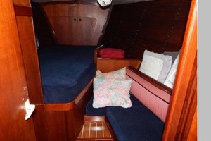 Euphorie 42ft Beneteau Yacht For Sale