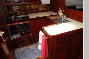 Euphorie 42ft Beneteau Yacht For Sale