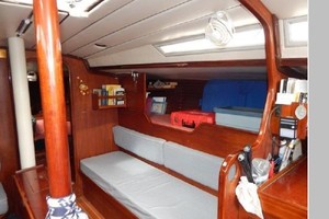 Euphorie 42ft Beneteau Yacht For Sale