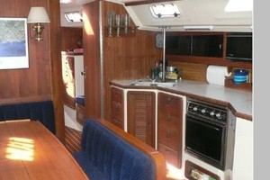 Sea Squatch 42ft Catalina Yacht For Sale