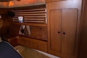 Blue Highway 42ft Moody Yacht For Sale