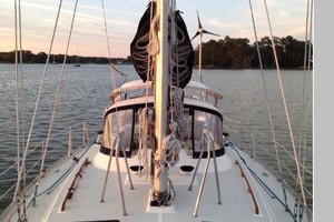 Blue Highway 42ft Moody Yacht For Sale