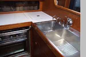 Blue Highway 42ft Moody Yacht For Sale