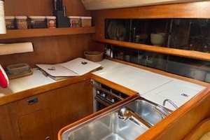 Blue Highway 42ft Moody Yacht For Sale