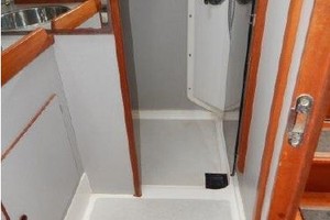 Waterlilly 40ft Freedom Yacht For Sale