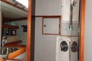 Waterlilly 40ft Freedom Yacht For Sale