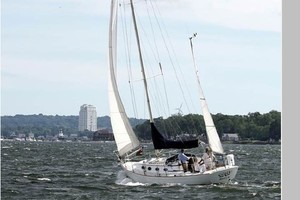 38ft Alerion Yacht For Sale