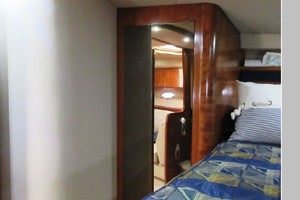 Cooling Time 37ft Cruisers Yachts Yacht For Sale