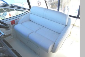 Cooling Time 37ft Cruisers Yachts Yacht For Sale