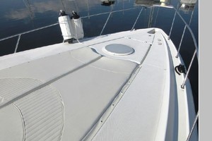 Cooling Time 37ft Cruisers Yachts Yacht For Sale