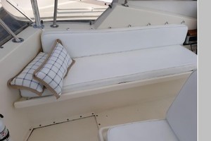 Mystic Bound 37ft Hatteras Yacht For Sale