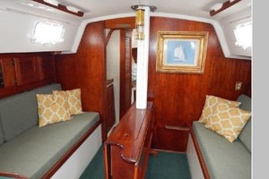 Euphoria 37ft Hunter Yacht For Sale