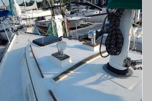 Euphoria 37ft Hunter Yacht For Sale