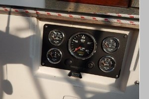 Euphoria 37ft Hunter Yacht For Sale