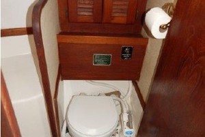 Euphoria 37ft Hunter Yacht For Sale