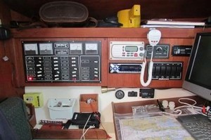 Ginger Lily 37ft Tartan Yacht For Sale