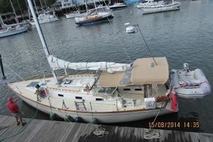 Ginger Lily 37ft Tartan Yacht For Sale