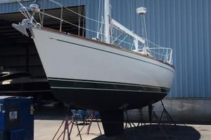 Ginger Lily 37ft Tartan Yacht For Sale
