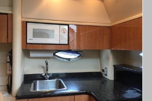 Salty Dog 35ft Maxum Yacht For Sale