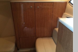 Salty Dog 35ft Maxum Yacht For Sale