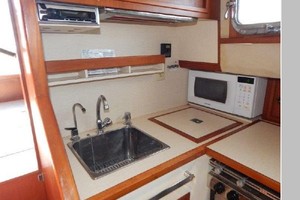 Zampano 34ft Fisher Yacht For Sale