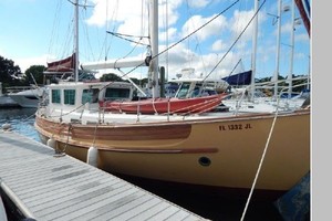 Zampano 34ft Fisher Yacht For Sale