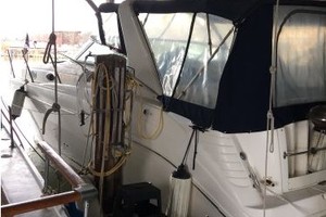 Jeff s Joy 34ft Rinker Yacht For Sale
