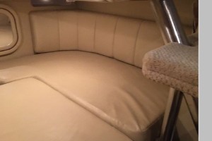 Jeff s Joy 34ft Rinker Yacht For Sale