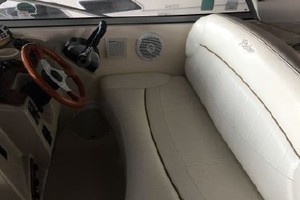 Jeff s Joy 34ft Rinker Yacht For Sale