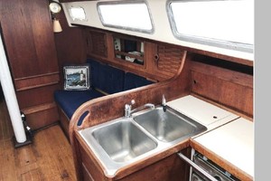 Badger 34ft Sabre Yacht For Sale
