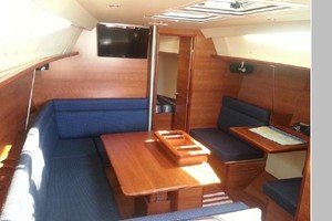 Ava Sophia 33ft Hunter Yacht For Sale