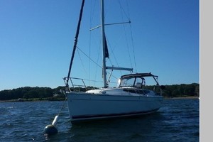 Ava Sophia 33ft Hunter Yacht For Sale
