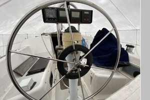 Erehwon 33ft Hunter Yacht For Sale