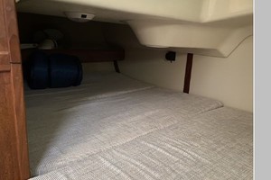 Erehwon 33ft Hunter Yacht For Sale