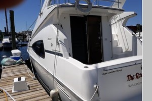 33ft Silverton Yacht For Sale