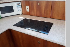 33ft Silverton Yacht For Sale