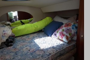 33ft Silverton Yacht For Sale